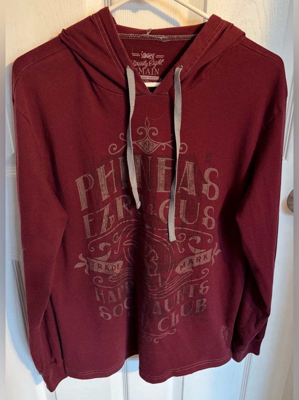 Disney Haunted Mansion Happy Haunts Social Club, Long Sleeve Hoodie, Men’s Med.